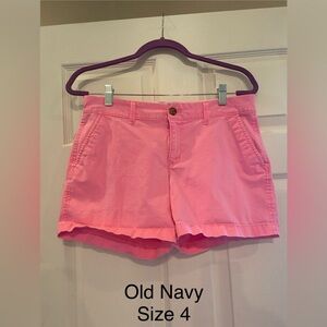 Old Navy pink shorts 💕